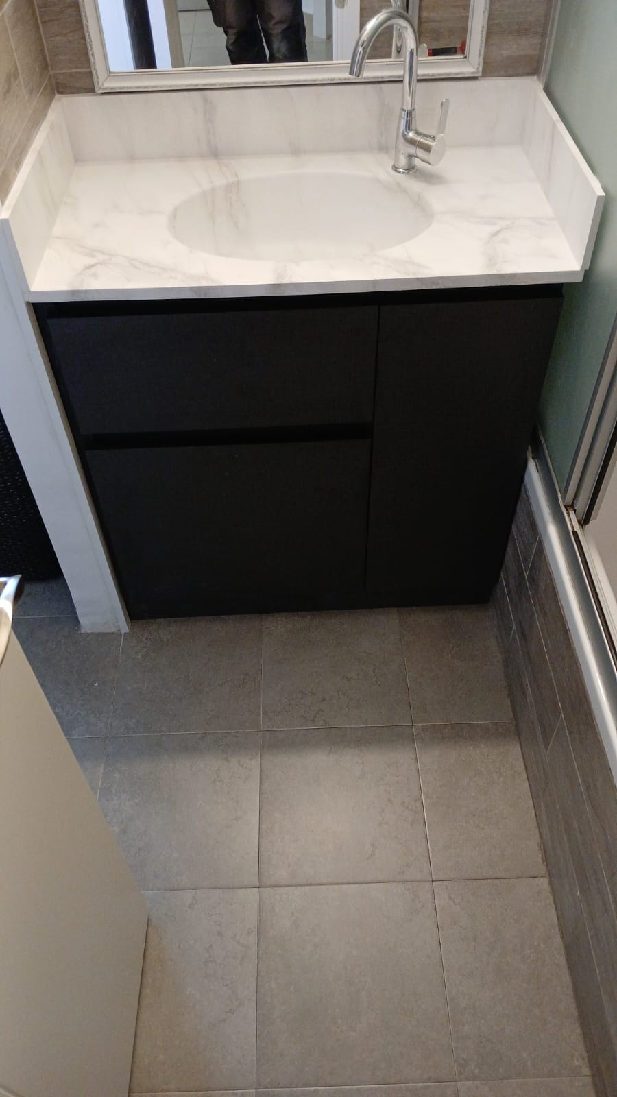 ארון אמבטיה כריס