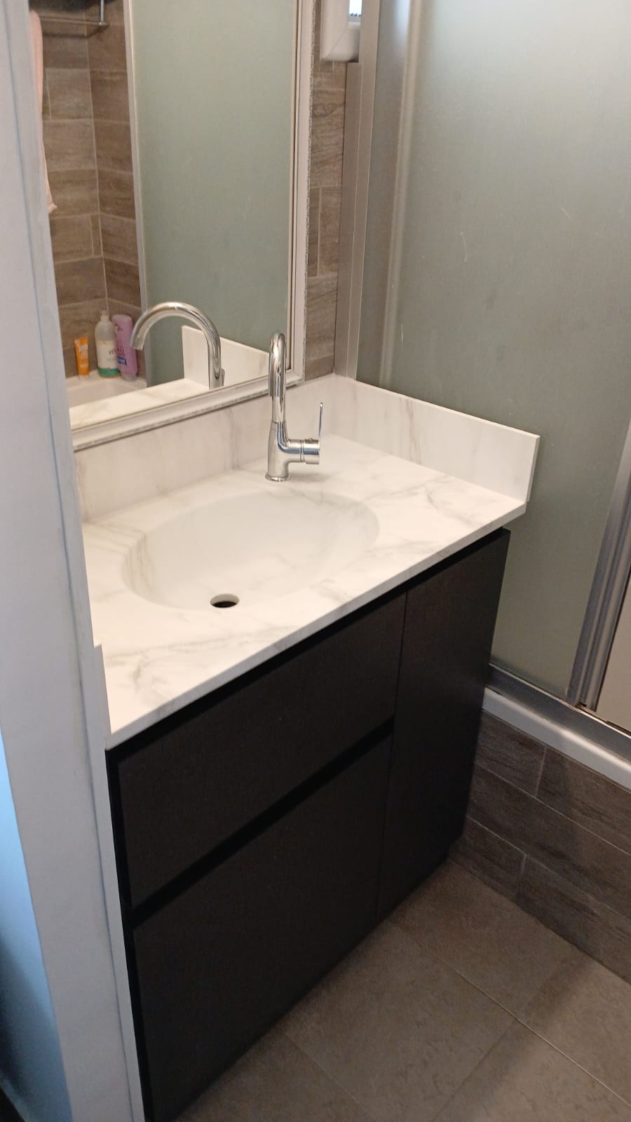 ארון אמבטיה כריס