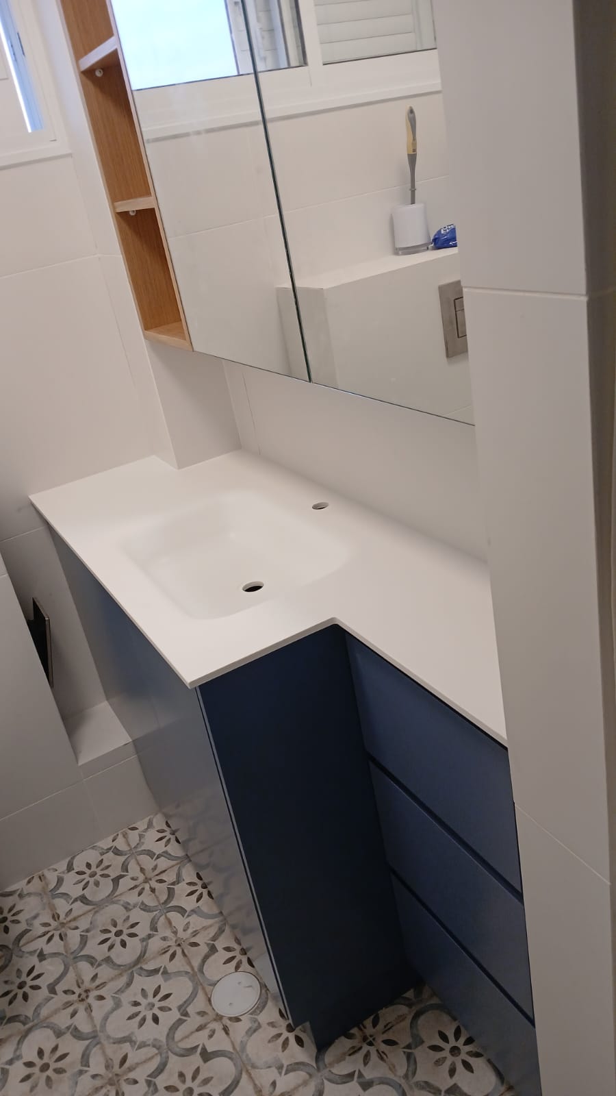 ארון אמבטיה גלאם