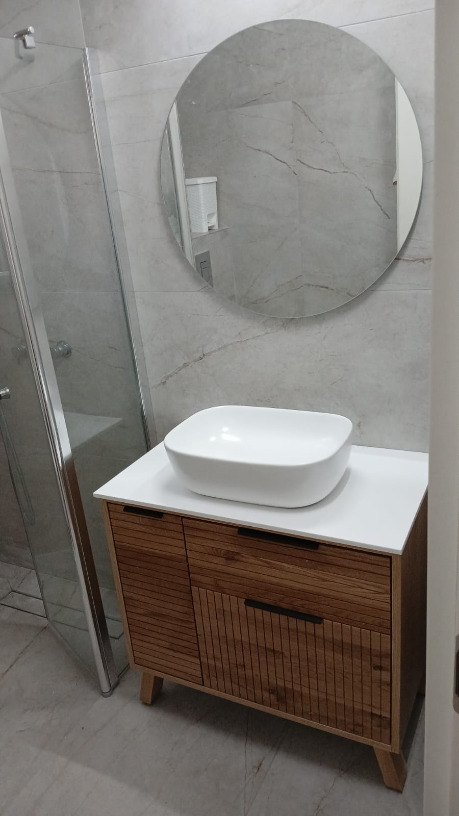 ארון אמבטיה מנדל