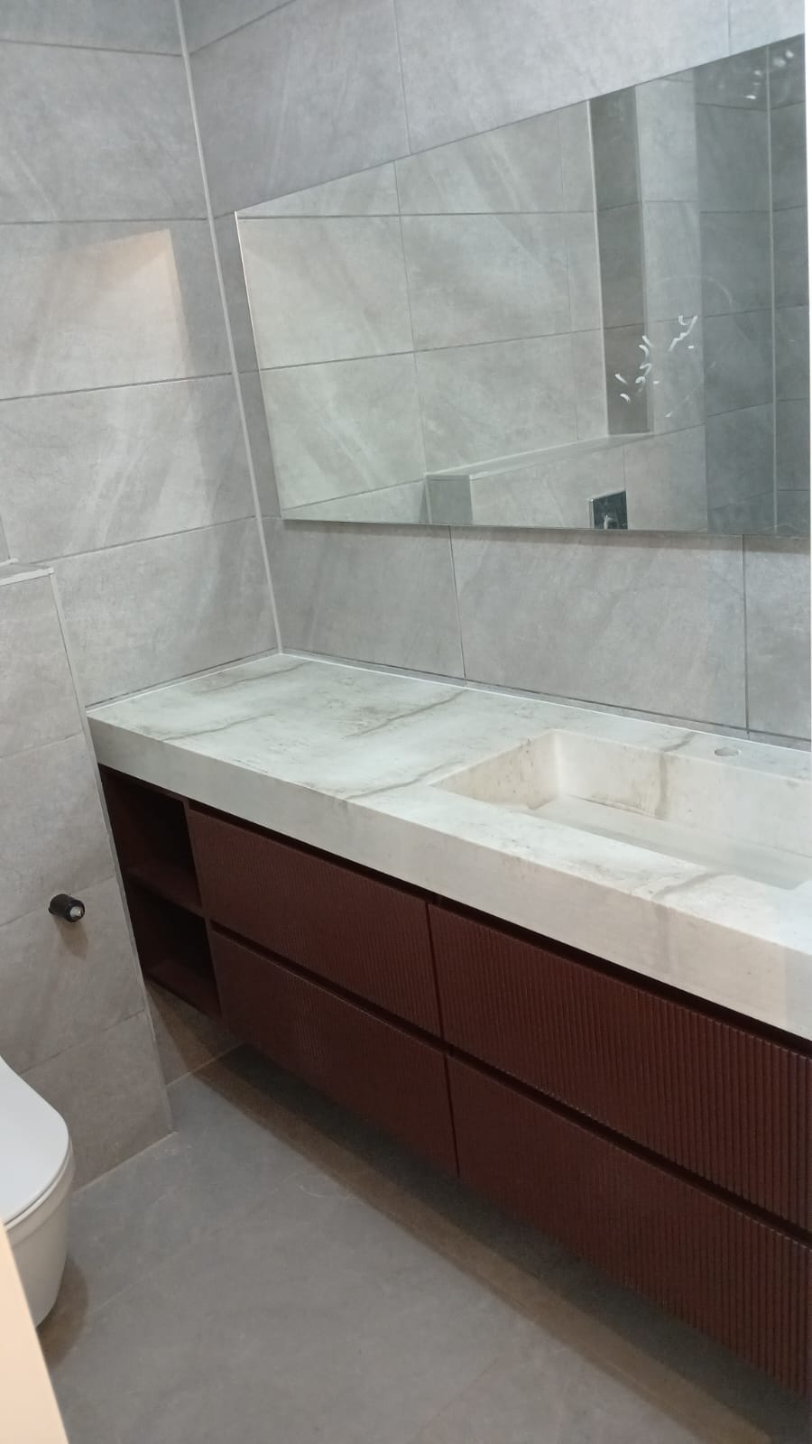 ארון אמבטיה גלירה שיר