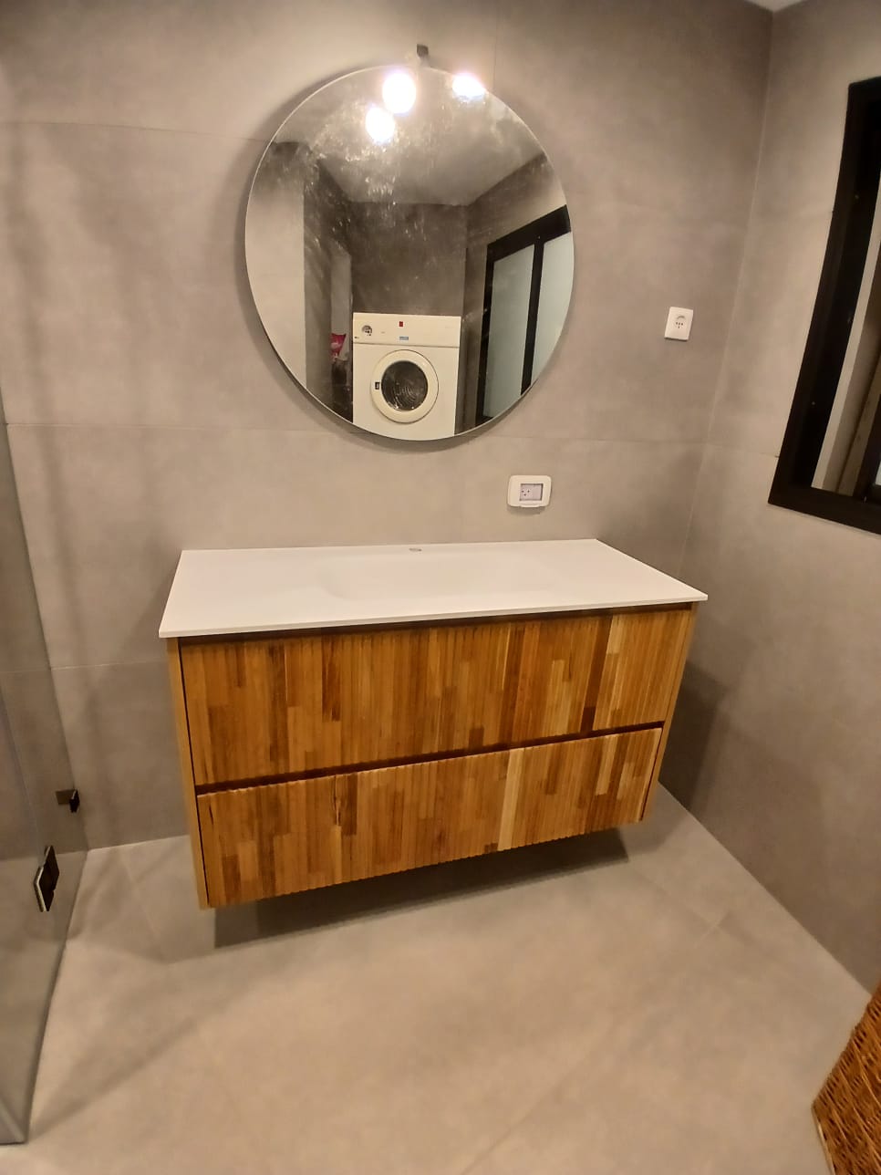 ארון אמבטיה גלית