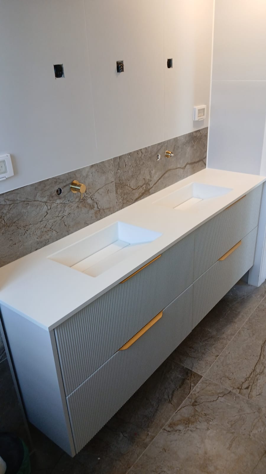 ארון אמבטיה ביאנקה