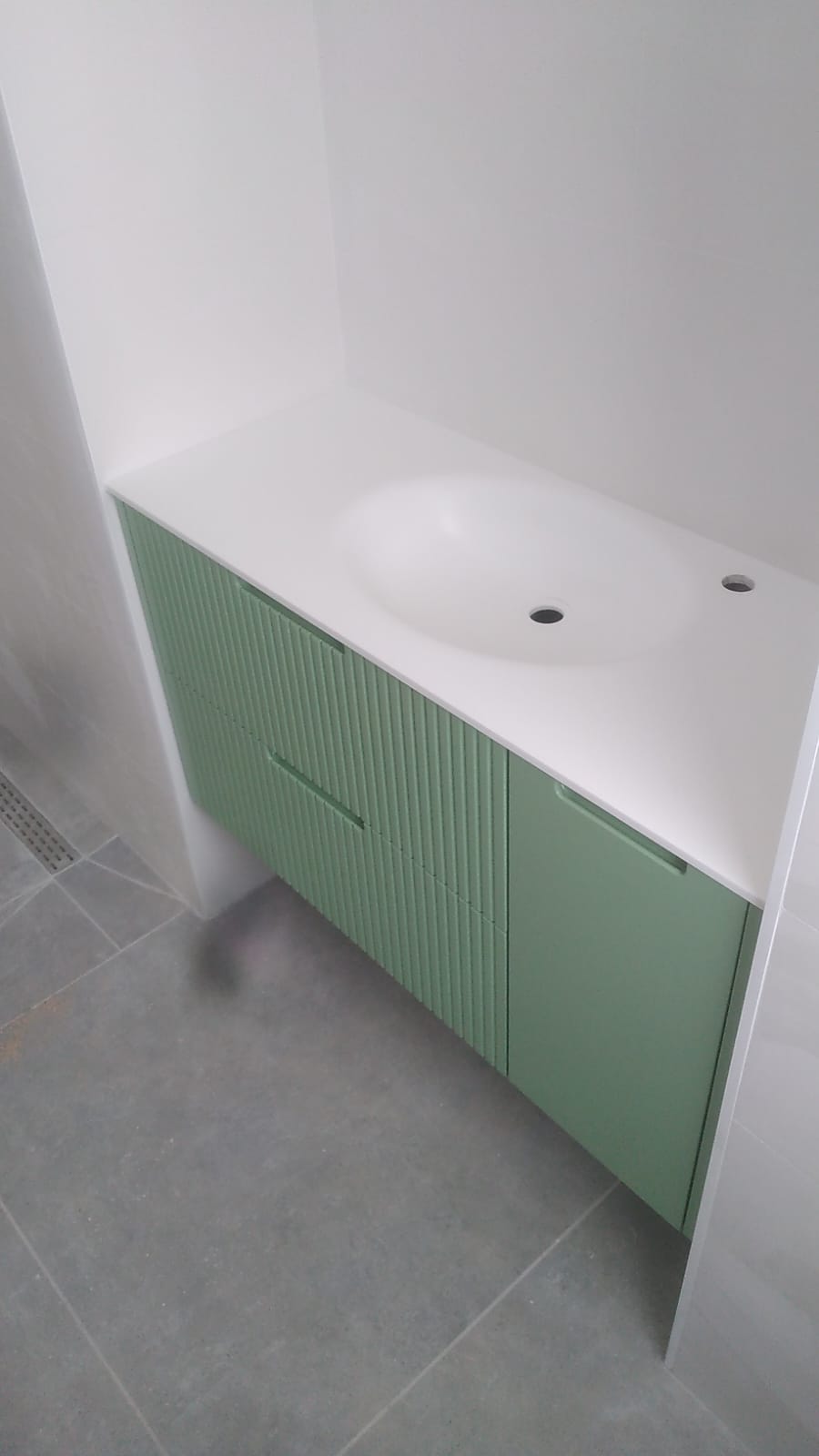 ארון אמבטיה דנה