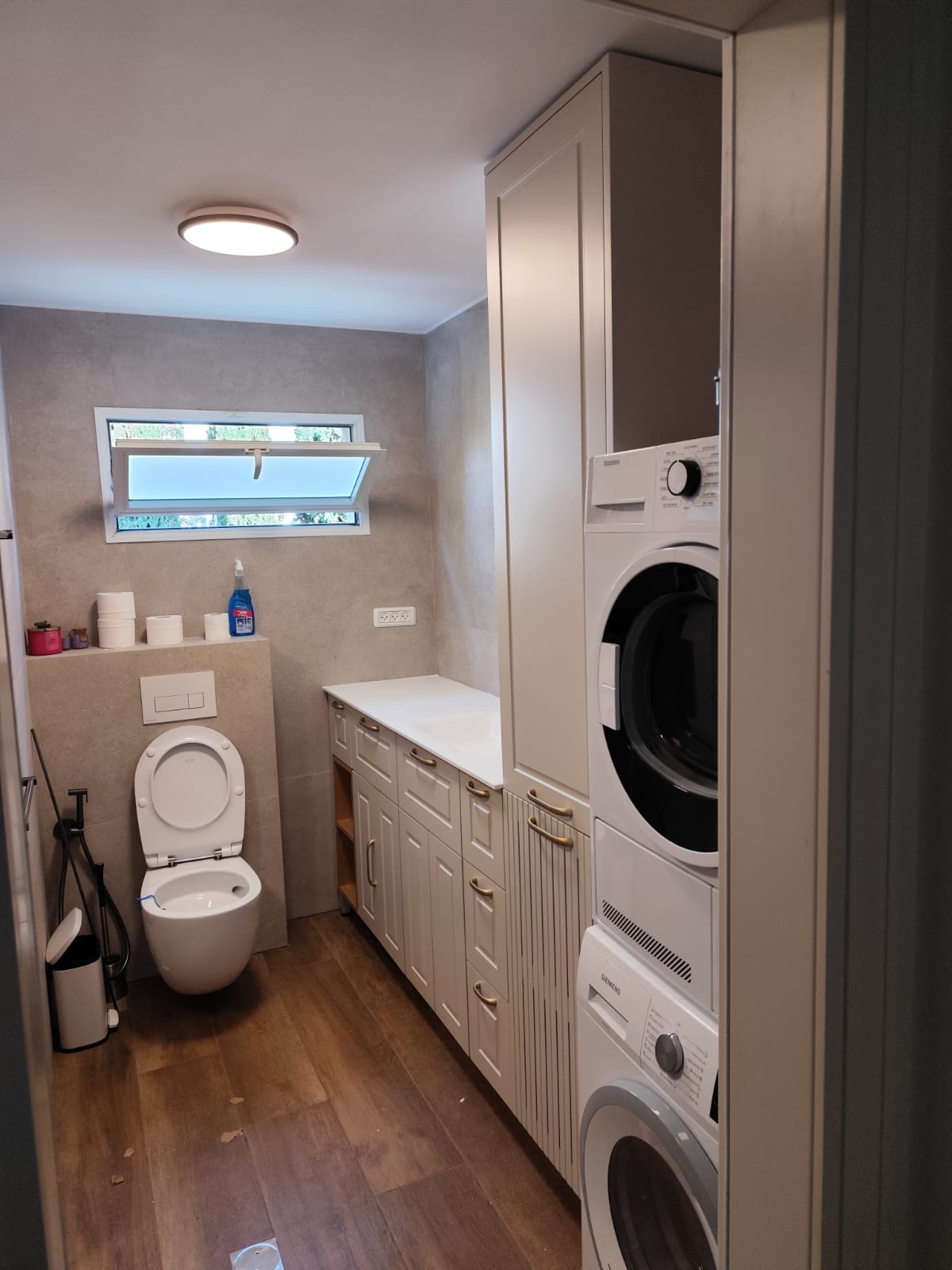 ארון אמבטיה פרינקלברי