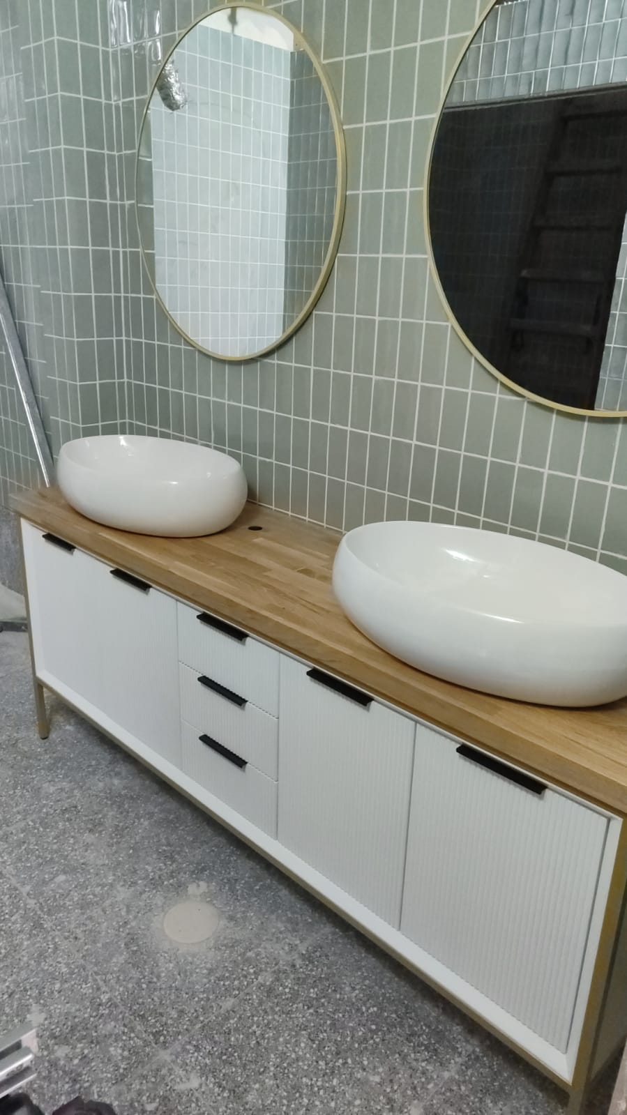 ארונות אמבטיה