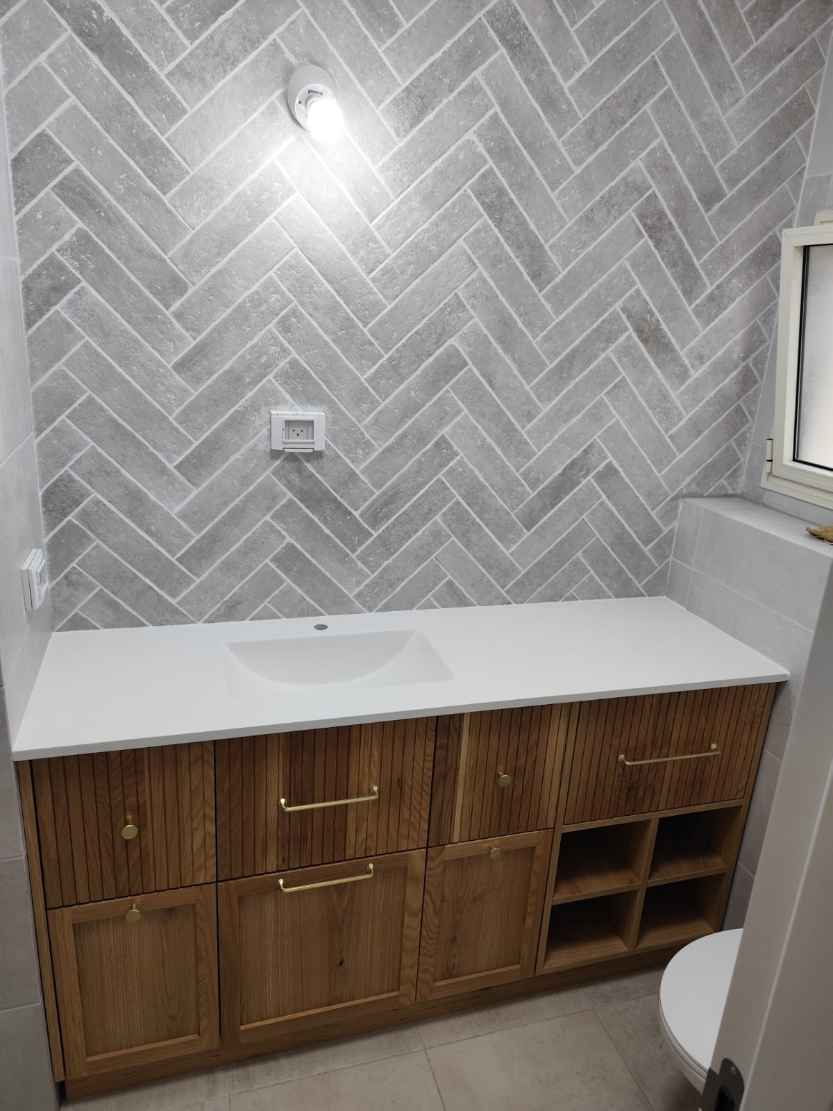 ארונות אמבטיה