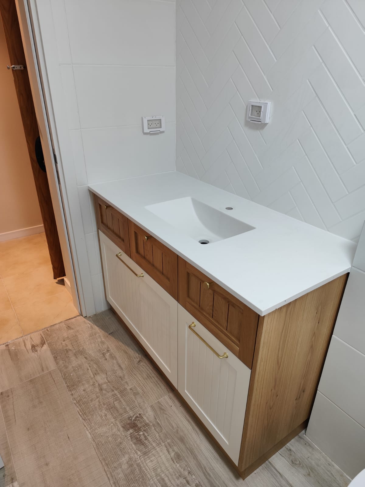 ארונות אמבטיה