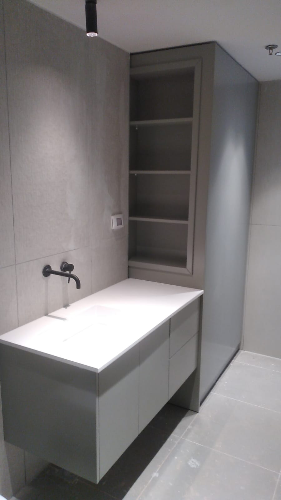 ארונות אמבטיה